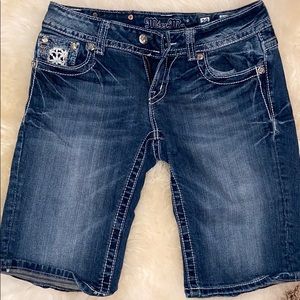 Miss Me shorts with pearl accents